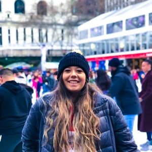 Meet your Posher, Victoria